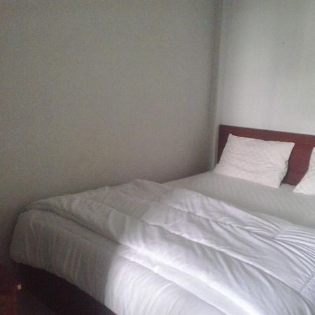 Zameena Guest House Cimahi Exterior foto